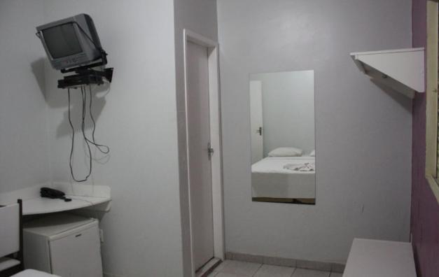 Hotel Express - Leva E Busca No Aeroporto Gratis 24 Horas Várzea Grande Buitenkant foto