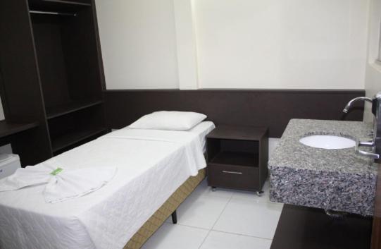 Hotel Express - Leva E Busca No Aeroporto Gratis 24 Horas Várzea Grande Buitenkant foto