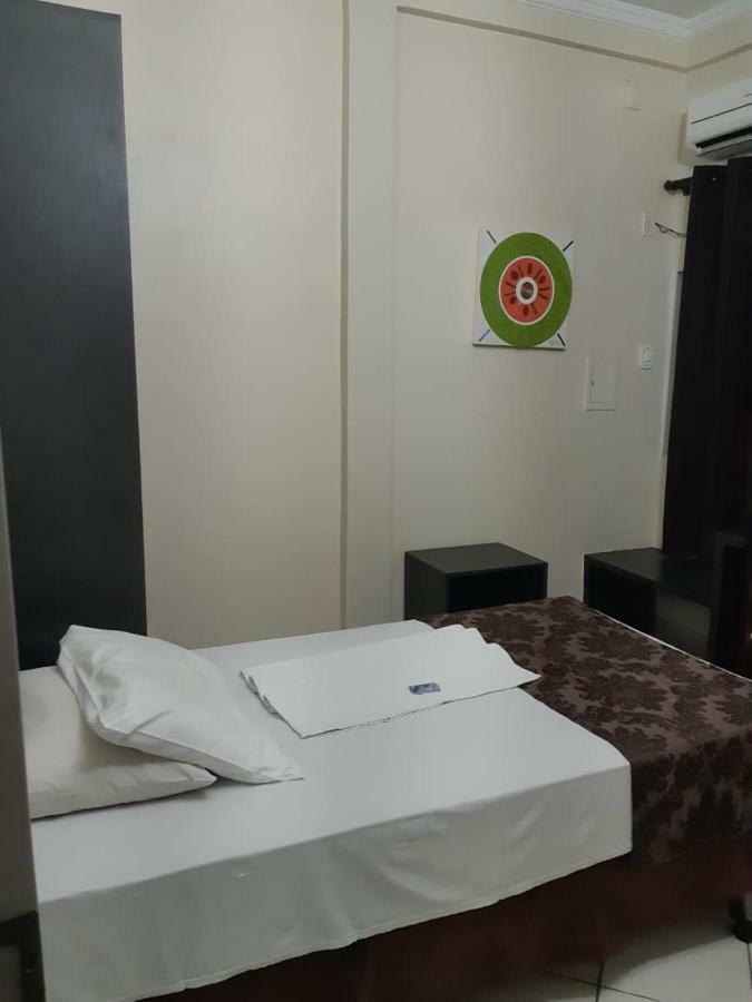 Hotel Express - Leva E Busca No Aeroporto Gratis 24 Horas Várzea Grande Buitenkant foto